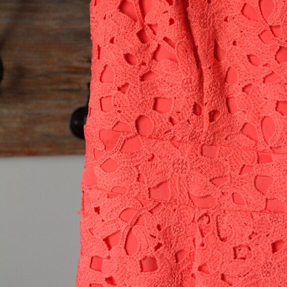 Jessica Simpson Size 6 Coral/Pink Crochet Lace Dress - Picture 4 of 5